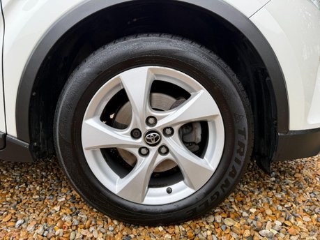 Toyota C-HR 1.2 VVT-i Icon Euro 6 (s/s) 5dr 13