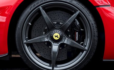 Ferrari LaFerrari 12