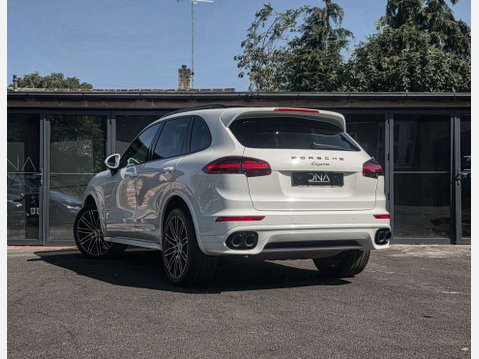 Porsche Cayenne 3.0 Cayenne D Platinum Edition V6 Tiptronic S A 4WD 5dr 3