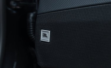 Ferrari 812 Superfast 26