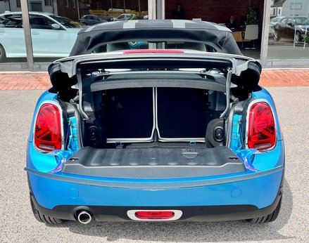 Mini Convertible 1.5 Cooper Exclusive Auto 2dr 62