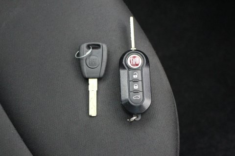 Fiat 500 3dr 1.0 Mild Hybrid Top 25