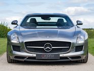 Mercedes-Benz SLS AMG 28