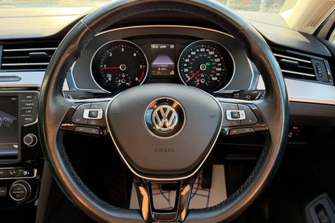 Volkswagen Passat GT TDI BMT 4MOTION DSG - RARE 4X4 -LEATHER -ULEZ COMPLIANT  34