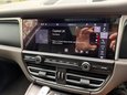 Porsche Macan PDK 68