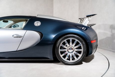 Bugatti Veyron 16.4. NOW SOLD. SIMILAR REQUIRED. PLEASE CALL 01903 254800. 22