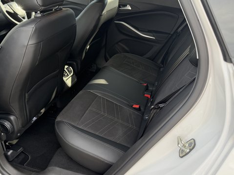 Vauxhall Grandland 1.2 Hybrid [136] Ultimate 5dr e-DCT6 37