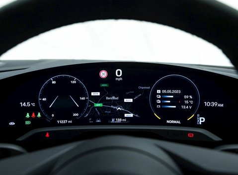 Porsche Taycan 4S Sport Turismo 17