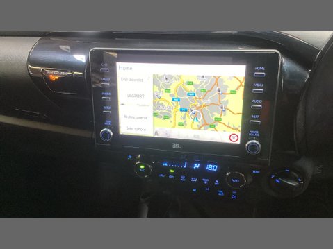 Toyota Hilux Invincible X | Auto | 2.8 LT | Double Cab | Sensors | EURO 6 | NO VAT 11