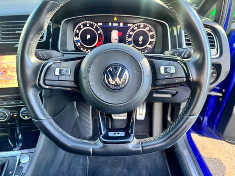 Volkswagen Golf R TSI 4MOTION DSG 27