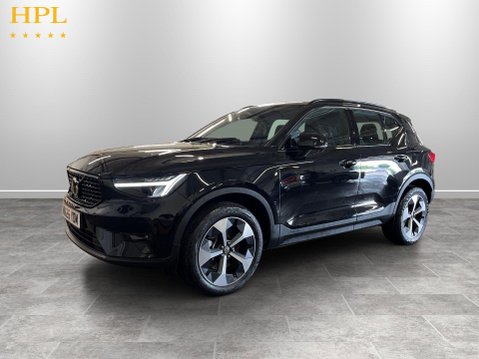 Volvo XC40 2.0 B4 MHEV Plus Dark SUV 5dr Petrol Hybrid DCT Auto Euro 6 (s/s) (197 ps) 3