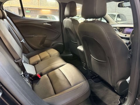 Vauxhall Astra 1.2 Astra Elite Nav Premium T 5dr 19