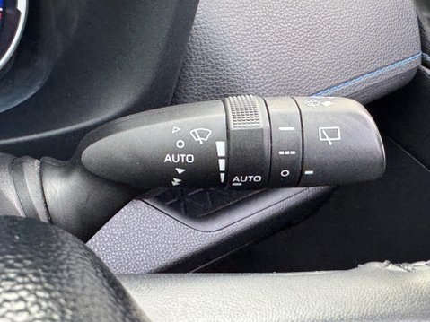 Toyota Rav4 2.5 VVT-h Dynamic CVT Euro 6 (s/s) 5dr 37
