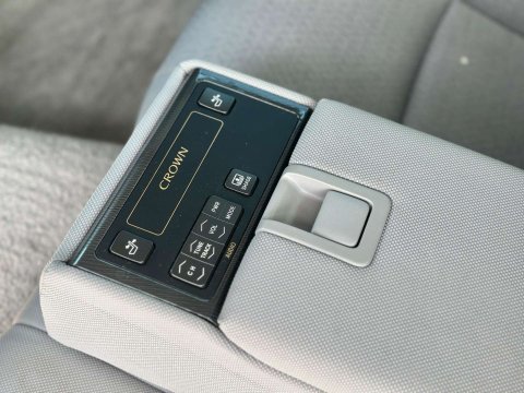 Toyota Crown 3.5 Hybrid Special Edition 5dr 25