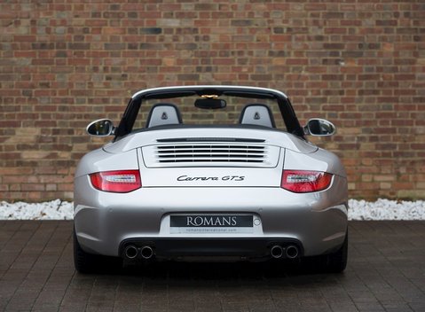 Porsche 911 (997) Carrera GTS Cabriolet 14