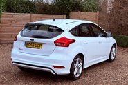 Ford Focus ZETEC S TDCI 17