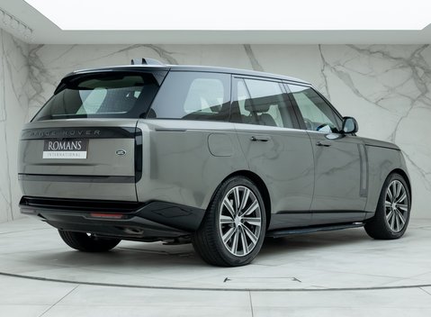 Land Rover Range Rover P510e Autobiography 11