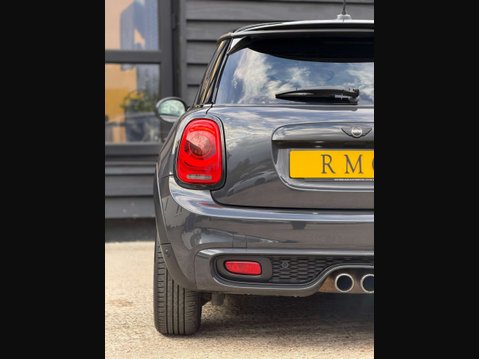 Mini Hatch 2.0 Cooper SD Hatchback 3dr Diesel Manual Euro 6 (s/s) (170 ps) 24