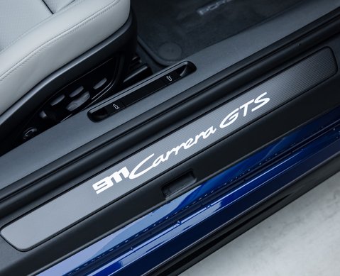 Porsche 911 Carrera GTS (992) 