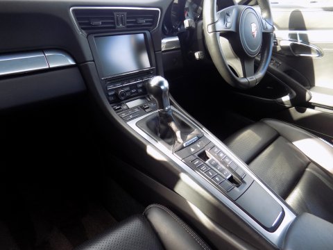 Porsche 911 991.1 CARRERA S 17