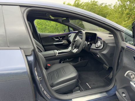 Mercedes-Benz EQE EQE 53 AMG Night Edition 4Matic+ 91KWH Electric Auto PAN ROOF/360 CAMERA 6