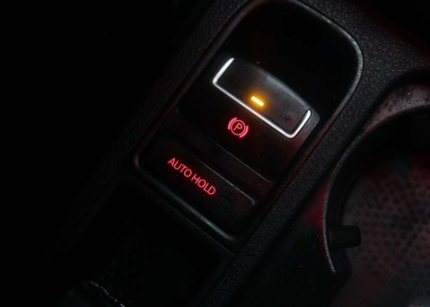 Volkswagen Sharan 1.4 Sharan SE Nav TSi Semi-Auto 5dr 32