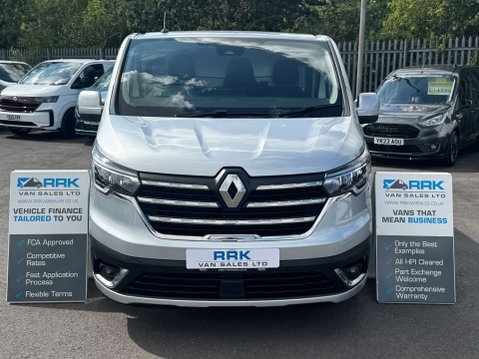 Renault Trafic 2.0 Trafic LL30 Sport + Blue DCI A 7