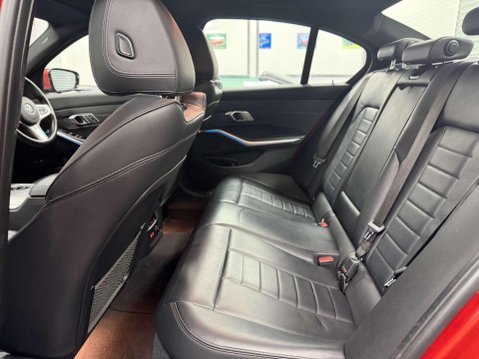 BMW 3 Series 2.0 330e 12kWh M Sport Saloon 4dr Petrol Plug-in Hybrid Auto Euro 6 (s/s) ( 43