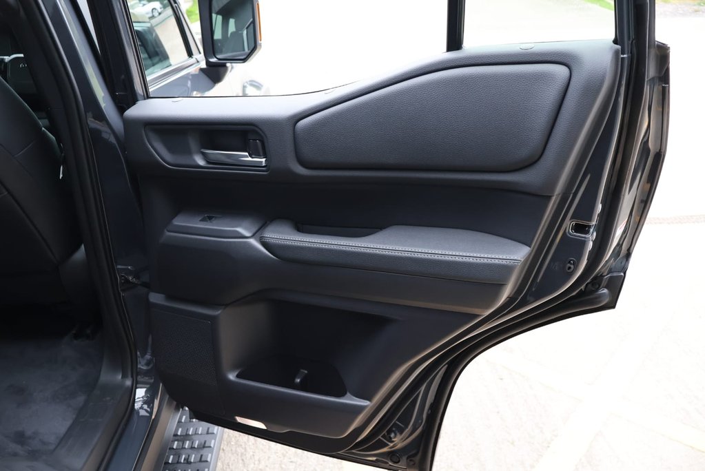 Toyota Land Cruiser BRAND NEW COMMERCIAL WITH A OEM REAR SEAT CONVERSION 19