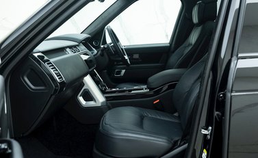 Land Rover Range Rover P400e Autobiography 16