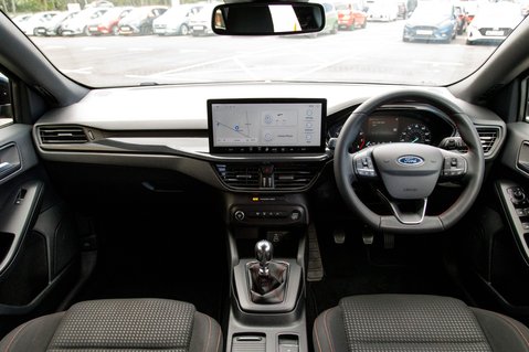 Ford Focus ST-LINE 3