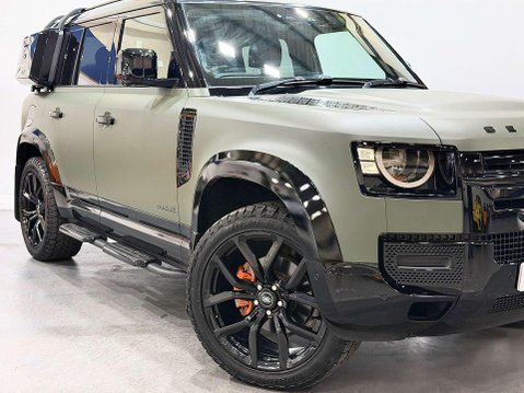 Land Rover Defender 3.0 D250 MHEV S Hard Top SUV 5dr Diesel Auto 4WD MWB Euro 6 (s/s) (250 ps) 8