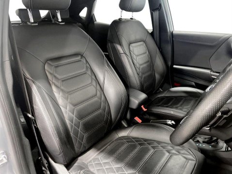 Ford Puma 1.0T EcoBoost MHEV ST-Line Vignale SUV 5dr Petrol Hybrid DCT Euro 6 (s/s) ( 11