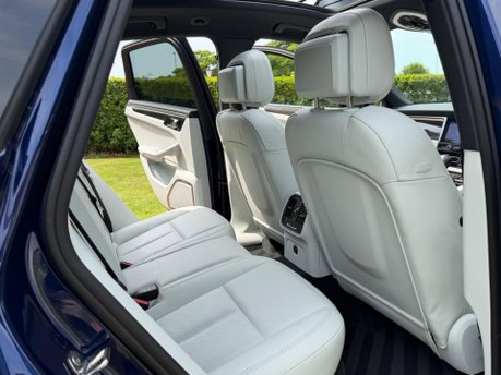 Porsche Macan S PDK 14
