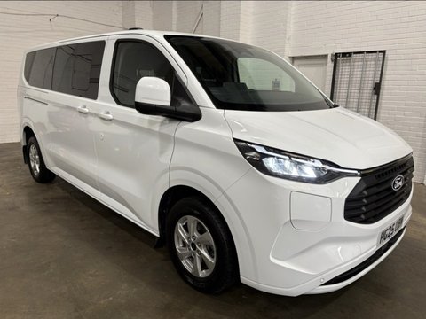 Ford Transit Custom 340 LIMITED ECOBOOST KOMBI 3