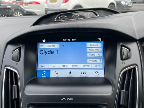 Ford Focus 2.0T EcoBoost ST-3 Euro 6 (s/s) 5dr 25