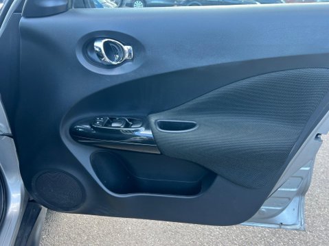 Nissan Juke 1.2 DIG-T N-Connecta Euro 6 (s/s) 5dr 29