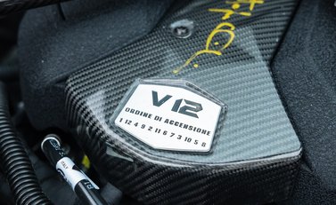 Lamborghini Aventador S LP 740-4 43