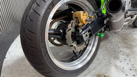 Kawasaki Z1000 2005 ONLY 28K 1000CC NAKED PROJECT BIKE RUNS WELL 7