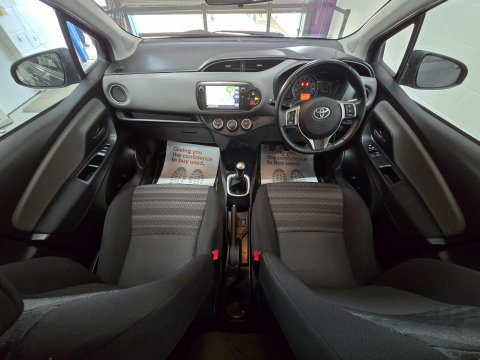 Toyota Yaris 1.33 Dual VVT-i Icon Euro 6 5dr 18
