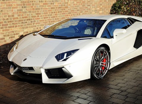 Lamborghini Aventador LP 700-4 12