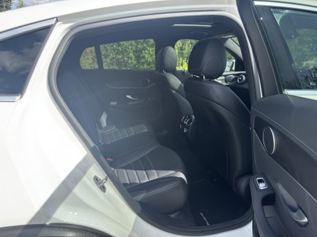 Mercedes-Benz GLC GLC 220D 4M AMG Line Premium Plus Coupe Auto Diesel SUNROOF/MEMORY SEATS 24