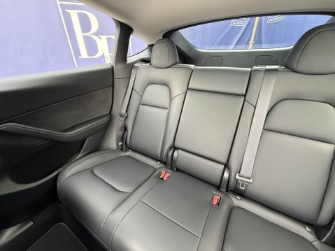 Tesla Model Y SUV 5dr Electric Auto RWD (346 ps) 28