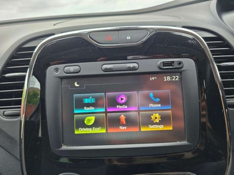 Renault Captur 1.5 dCi ENERGY Dynamique Nav Auto Euro 6 (s/s) 5dr 38