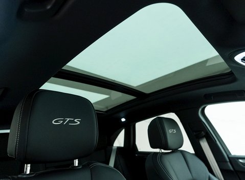 Porsche Macan GTS 11