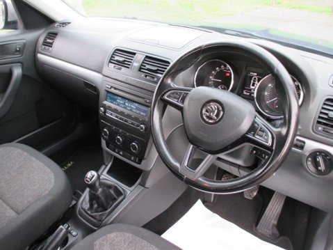Skoda Yeti 2.0 TDI S Outdoor 4WD Euro 5 5dr 16