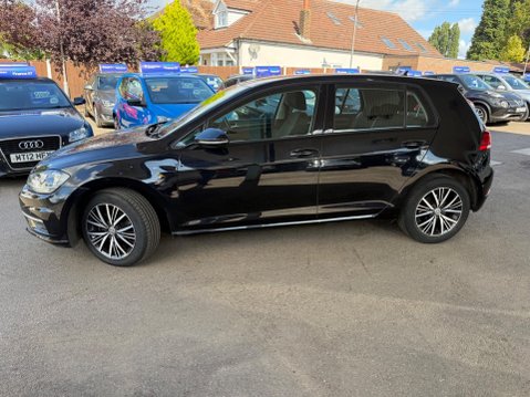 Volkswagen Golf 1.6 TDI BlueMotion Tech SE Nav Euro 6 (s/s) 5dr 2