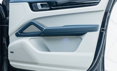 Porsche Cayenne V6 E-Hybrid 23