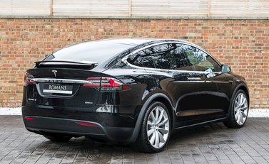 Tesla Model X 100D 8