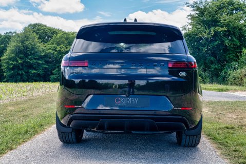 Land Rover Range Rover Sport D300 Dynamic SE 21